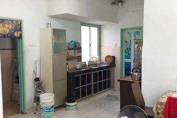 Vista Pinggiran, Taman Pinggiran Putra