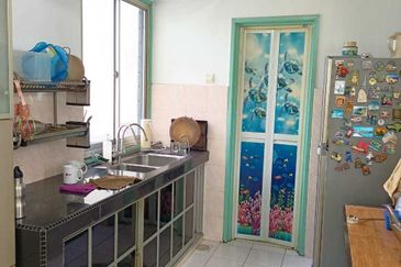 Vista Pinggiran, Taman Pinggiran Putra