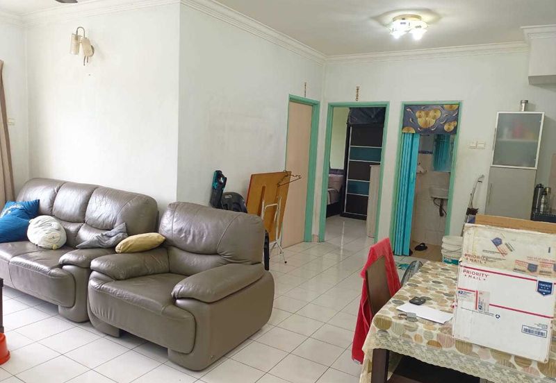 Vista Pinggiran, Taman Pinggiran Putra