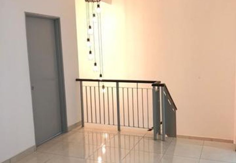 PELANGI HEIGHTS (TAMAN KAYANGAN)