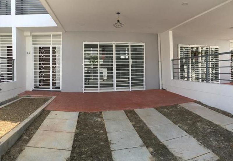 PELANGI HEIGHTS (TAMAN KAYANGAN)