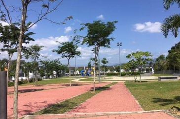 PELANGI HEIGHTS (TAMAN KAYANGAN)