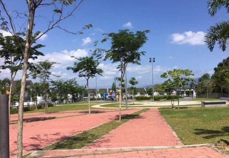 PELANGI HEIGHTS (TAMAN KAYANGAN)