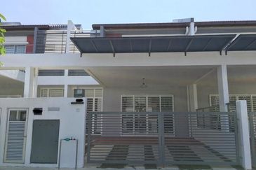 PELANGI HEIGHTS (TAMAN KAYANGAN)