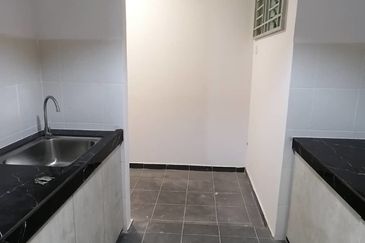 Residensi Laguna Biru 2