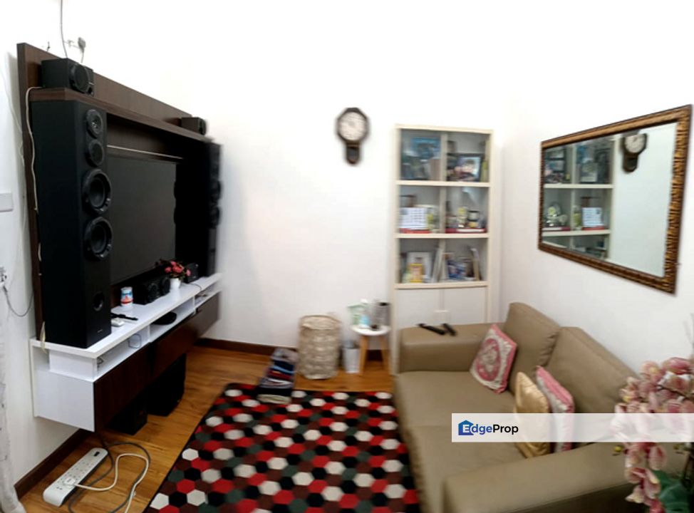 Desa Latania Fully Renovated BELOW MARKET VALUE, Selangor, Shah Alam