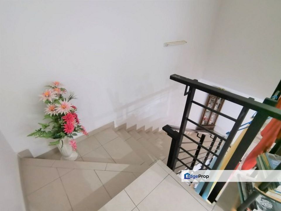 Bangi Avenue 2 Storey House For Sale FREEHOLD 24HR SECURITY, Selangor, Bangi