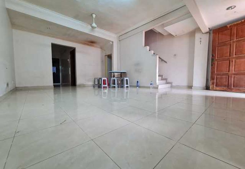 Taman Pinggiran Putra