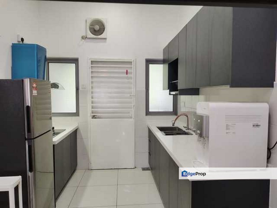 Halamanda Gombak 3 Storey House For Sale FREEHOLD VIEW FACING GENTING, Selangor, Gombak