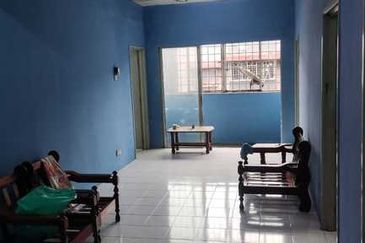 Putra Indah Apartment, Taman Pinggiran Putra