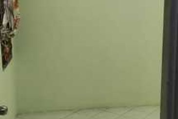 Putra Indah Apartment, Taman Pinggiran Putra