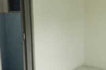 Putra Indah Apartment, Taman Pinggiran Putra