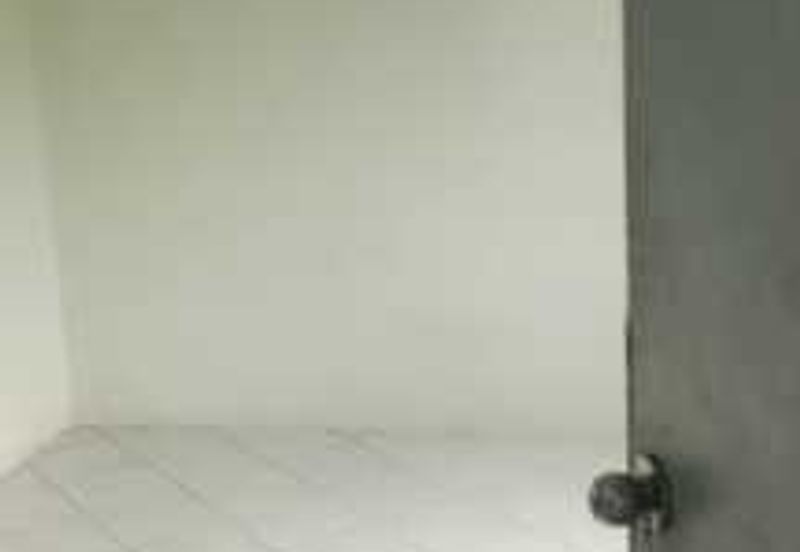 Putra Indah Apartment, Taman Pinggiran Putra