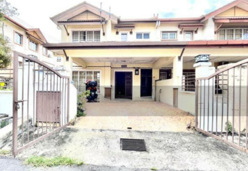 Pusat Bandar Putra Permai