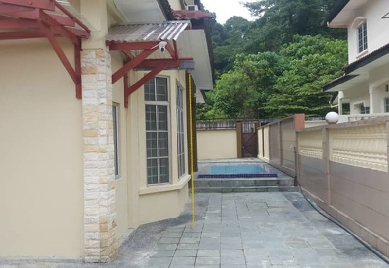 Double Storey Taman Selayang Utama For Sale