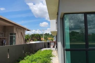 Bungalow Taman Universiti Kajang For Sale NEGOTIABLE