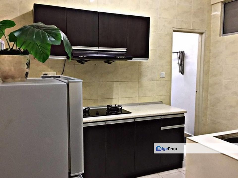 Juta Mines Condo Seri Kembangan For Sale Fully Furnished Well Maintained Condition, Selangor, Seri Kembangan