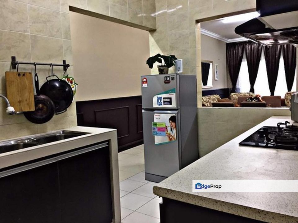 Juta Mines Condo Seri Kembangan For Sale Fully Furnished Well Maintained Condition, Selangor, Seri Kembangan