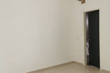 Double Storey Taman Pinggiran Putra Seri Kembangan