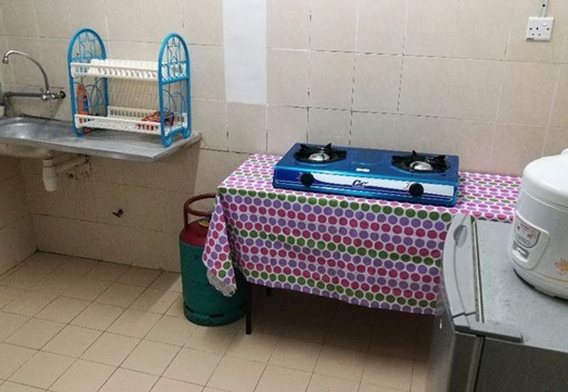 Residensi Warnasari 1