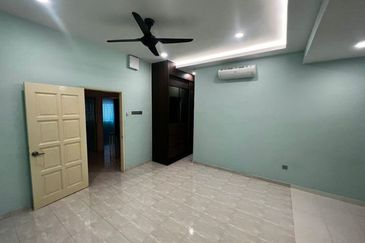 Bandar Sungai Long Kajang 2 Storey House For Sale FREEHOLD INDIVIDUAL TITLE READY