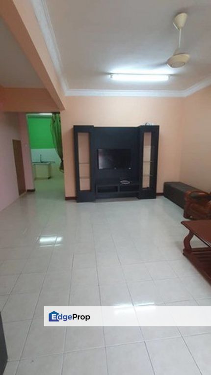 Subang Impian 2 Storey House For Sale RENOVATED FULLY FURNISHED, Selangor, Subang