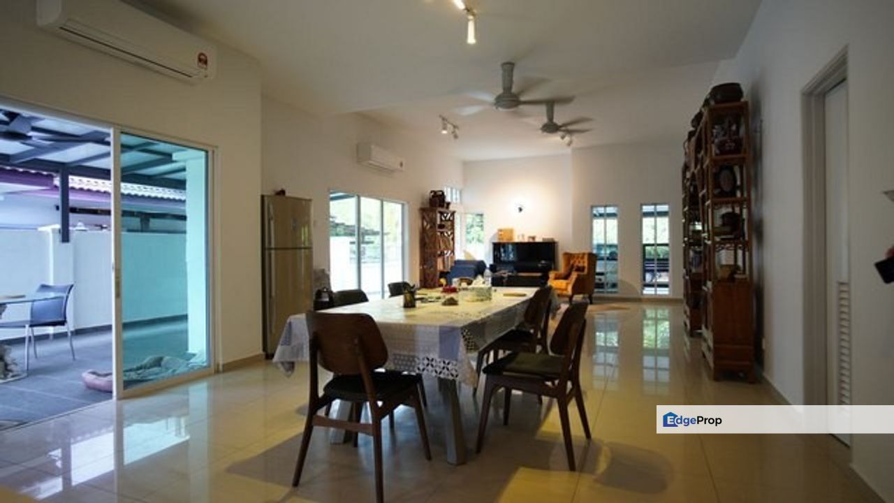 Alam Sanctuary Semi D For Sale Fully Renovated Ready To Move In, Selangor, Puchong South