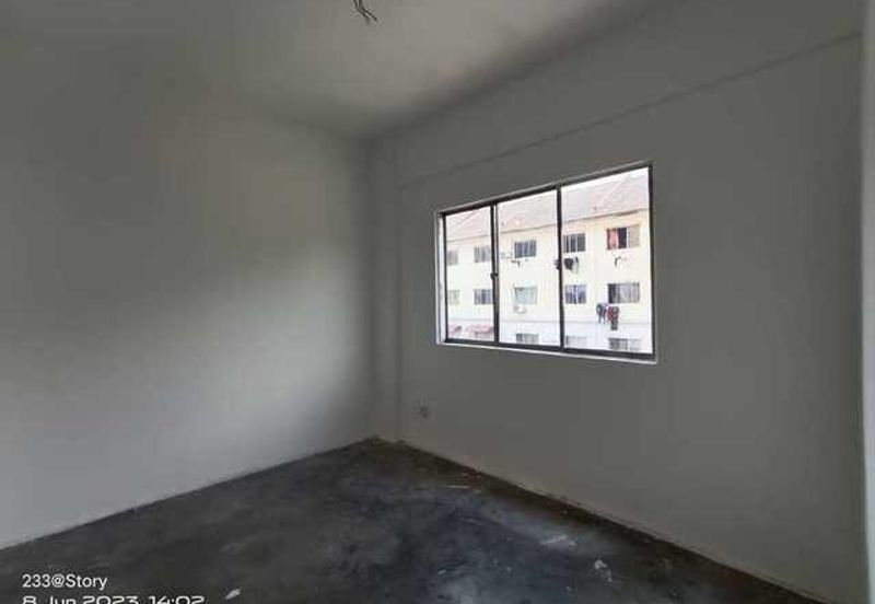 Pangsapuri Putra Raya