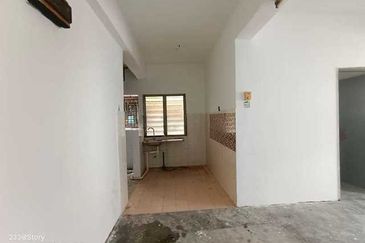 Pangsapuri Putra Raya