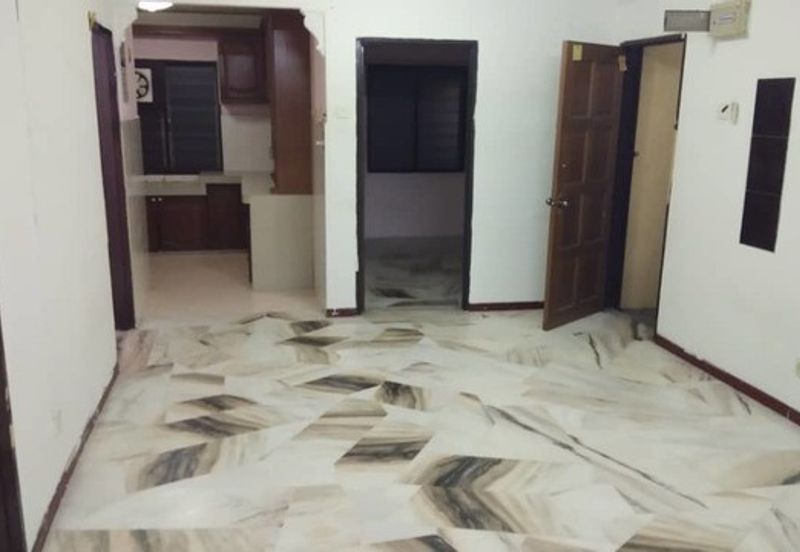 Flat PKNS, Seksyen 7