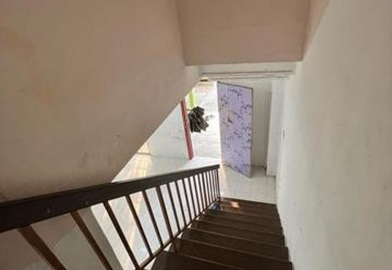 Taman Pinggiran Putra 2 Storey House for Sale