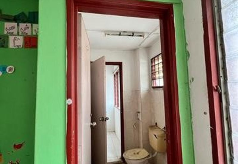 Taman Pinggiran Putra 2 Storey House for Sale