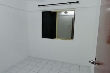 Pangsapuri Perdana, Seksyen 13