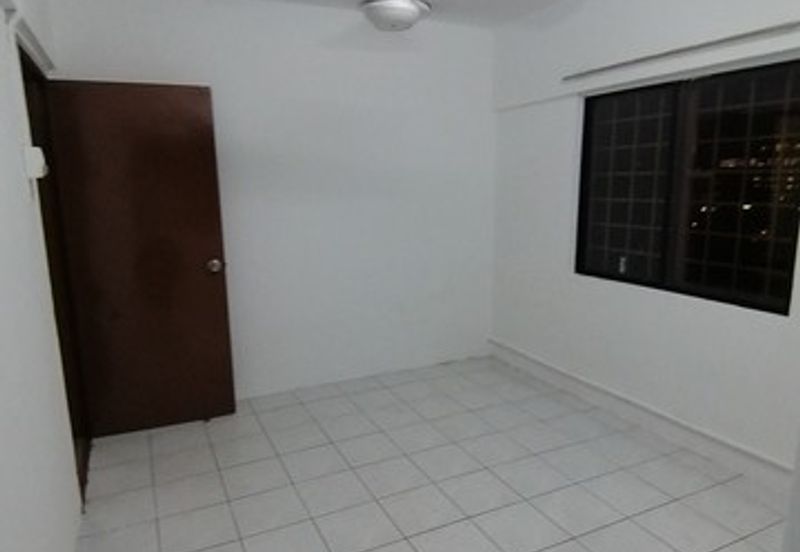 Pangsapuri Perdana, Seksyen 13