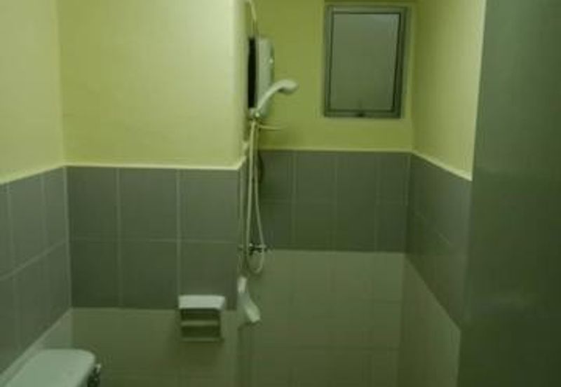 The Residence 1 @ Tiara East