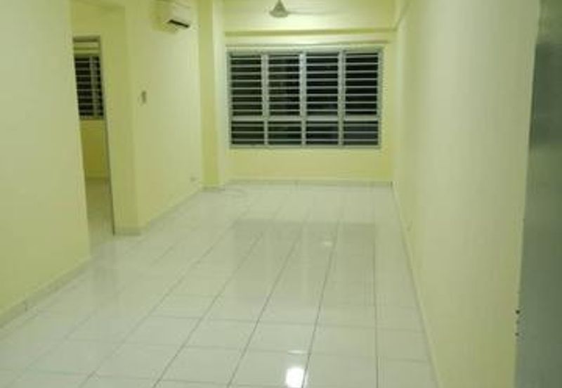 The Residence 1 @ Tiara East