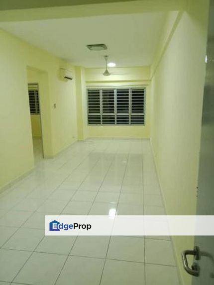 The Residence 1 @ Tiara East Semenyih For Sale FREEHOLD VERY WELL MAINTAINED CONDITION, Selangor, Semenyih