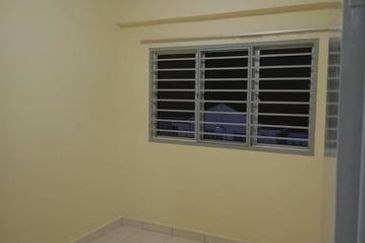 The Residence 1 @ Tiara East