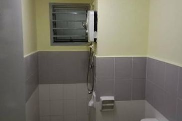 The Residence 1 @ Tiara East