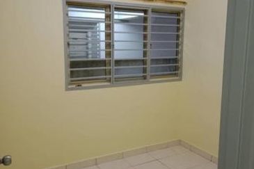 The Residence 1 @ Tiara East