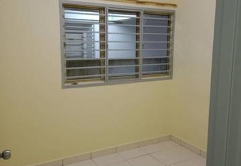 The Residence 1 @ Tiara East