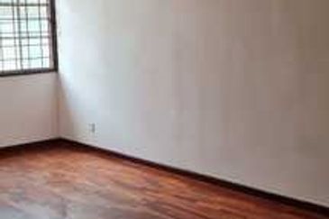 Bandar Puteri Puchong 2.5 Storey For Sale FULLY FURNISHED FULLY EXTENDED