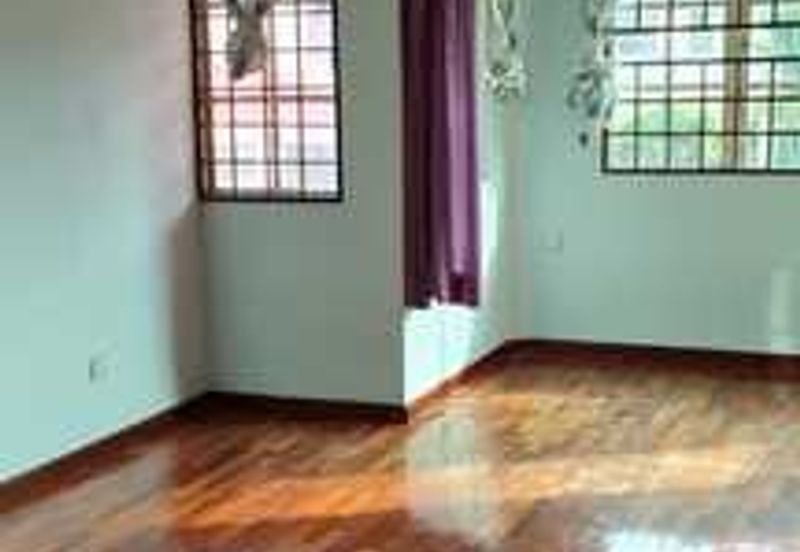 Bandar Puteri Puchong 2.5 Storey For Sale FULLY FURNISHED FULLY EXTENDED