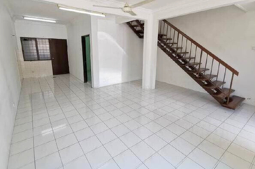 Taman Pinggiran Putra