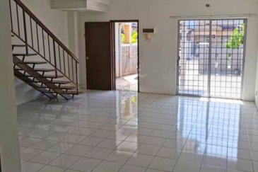 Taman Pinggiran Putra