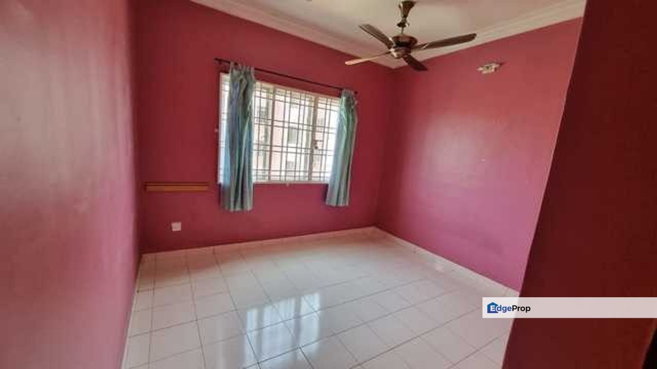 Desa Saujana Seri Kembangan For Sale FREEHOLD LOW FLOOR, Selangor, Seri Kembangan