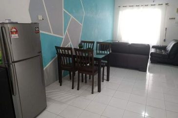 Taman Pinggiran Putra