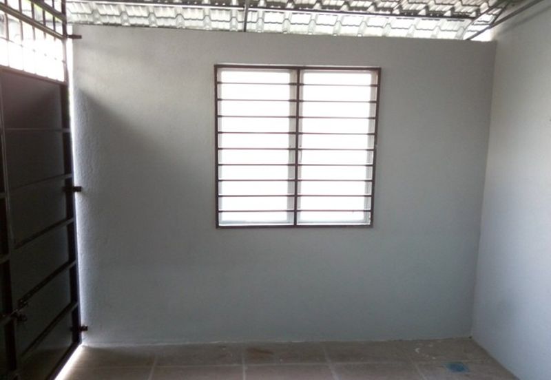 Taman Pinggiran Putra