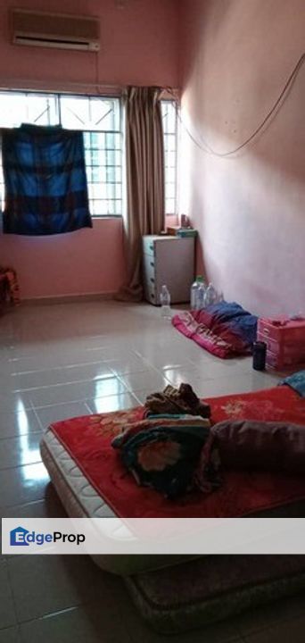 Taman Serdang Raya For Sale TAMAN PUTRA INDAH GATED & GUARDED WELL KEPT UNIT, Selangor, Seri Kembangan