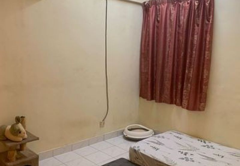 South City Condominium Seri Kembangan